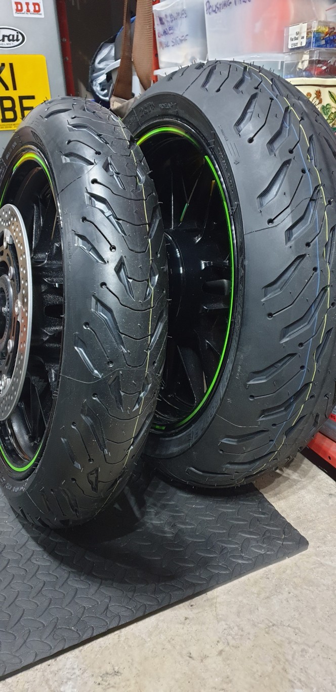 Michelin Road 6s fitted Tyres and Wheels Z900RS