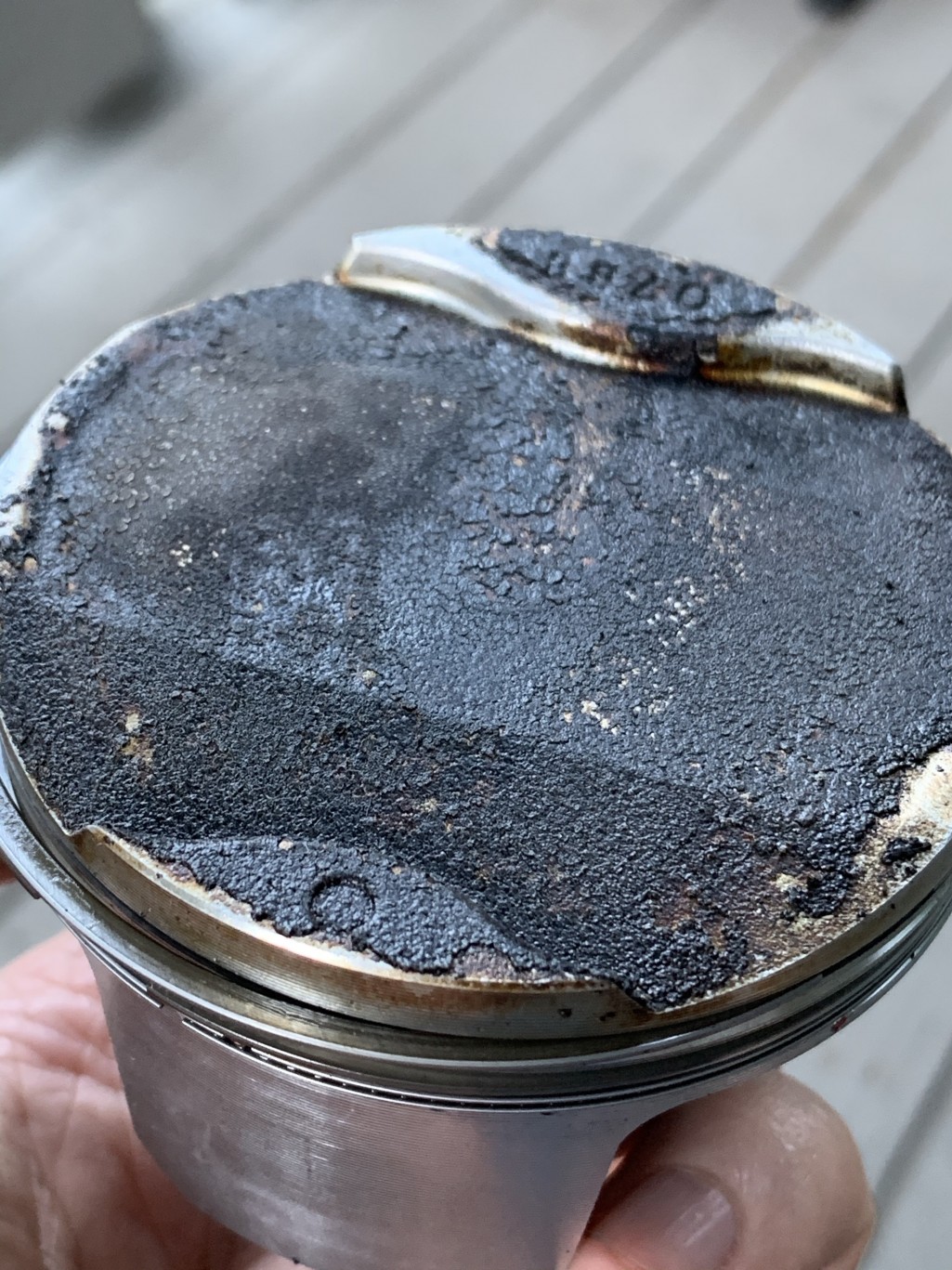 Carbon buildup on pistons and valves Maintenance and Servicing Z900RS