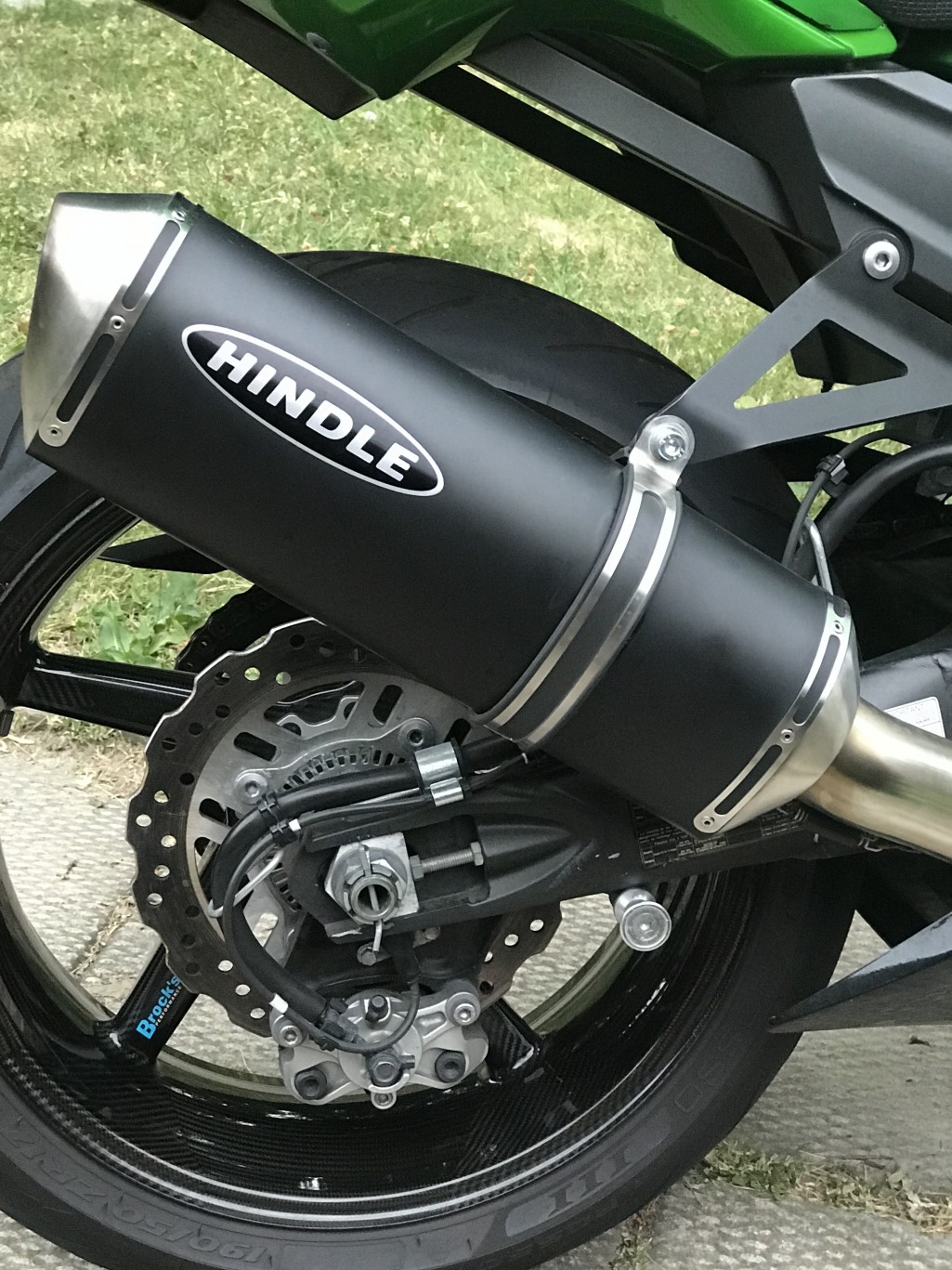 Hindle exhaust Modifications, Accessories, and Appearance Z900RS