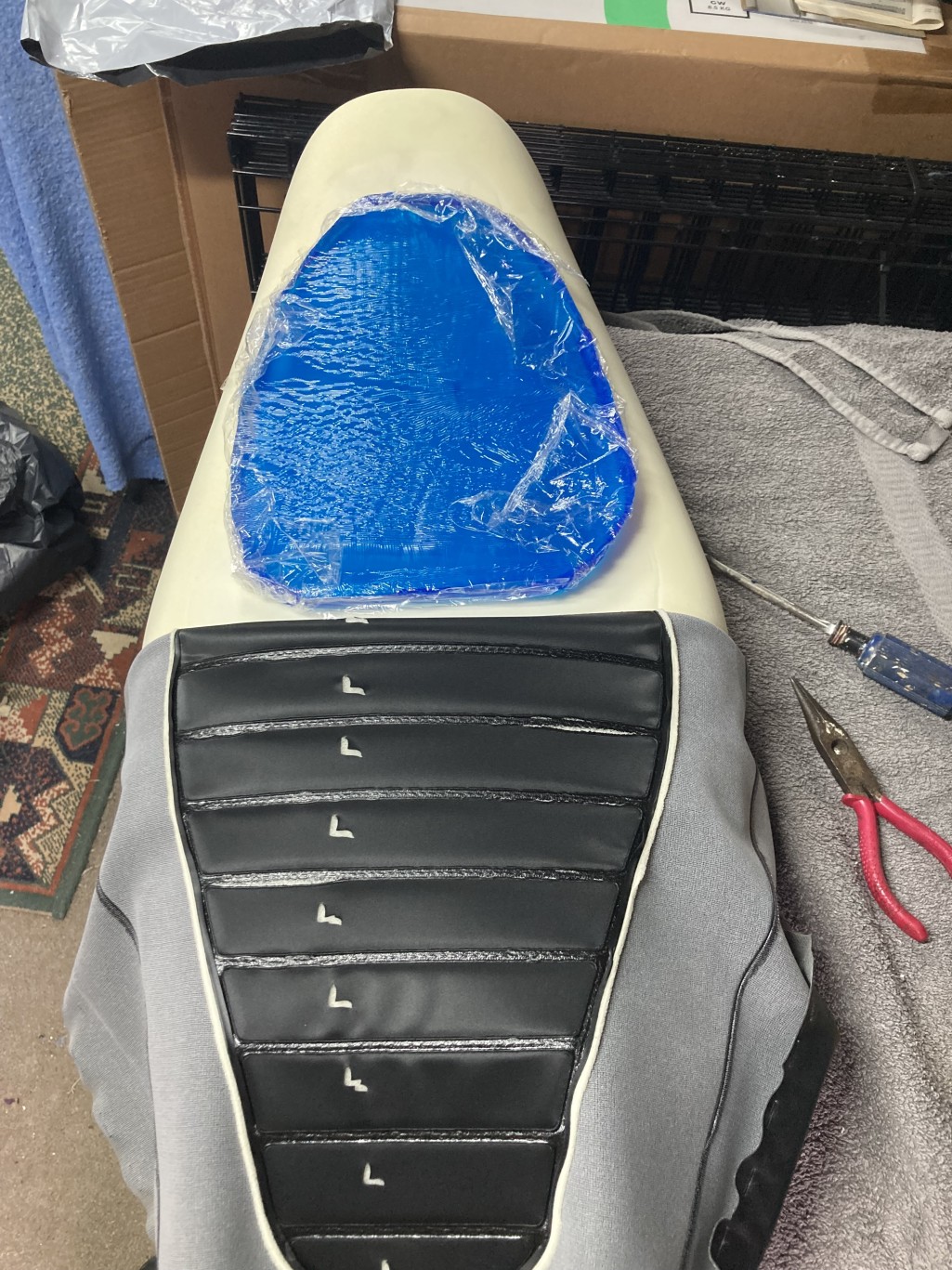 Fitted gel insert pad to standard seat Modifications, Accessories